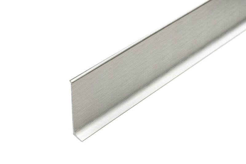 aliuminė grindjuostė spalva platina-min