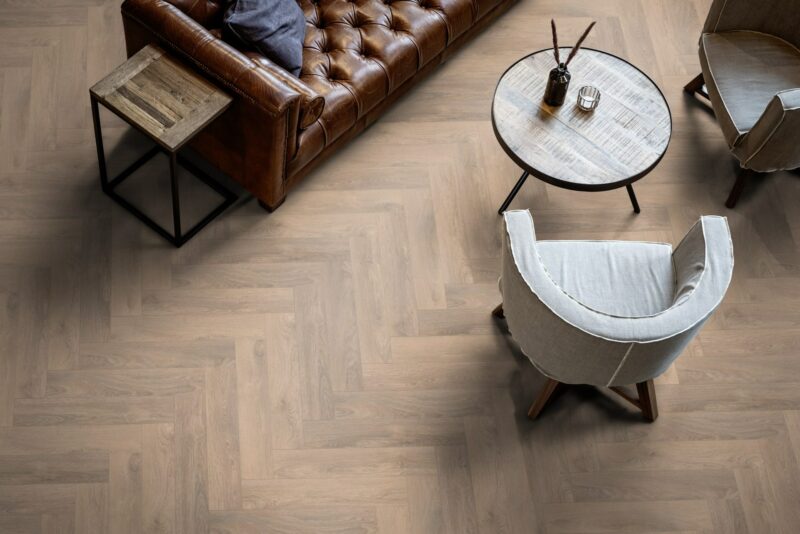 laminatas herringbone VAHB1853